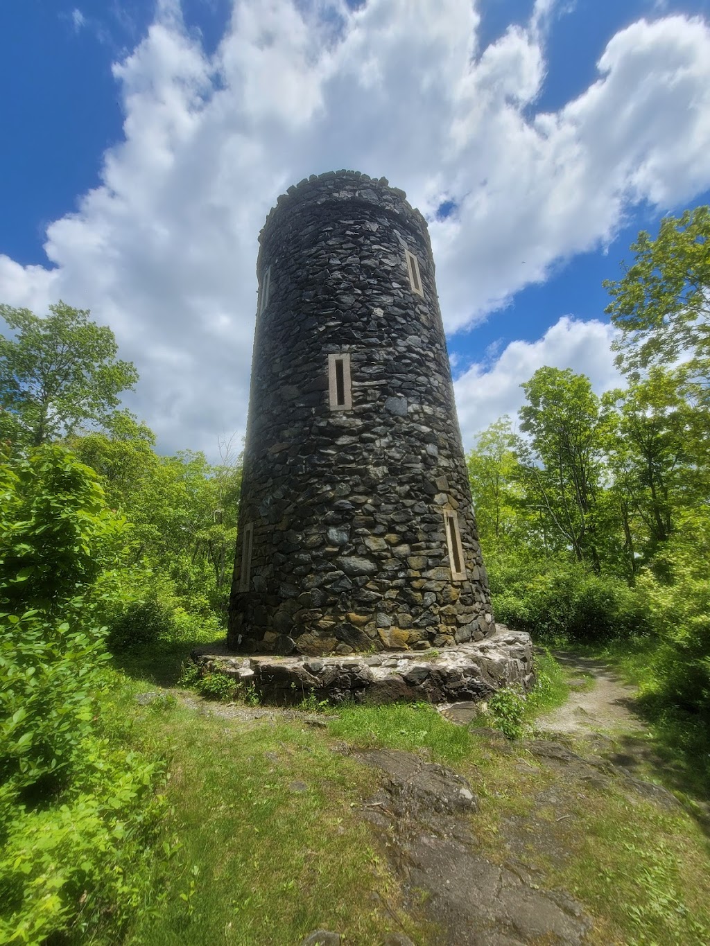 Mount Tom State Park