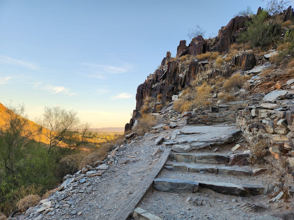 Piestewa Peak Trailhead