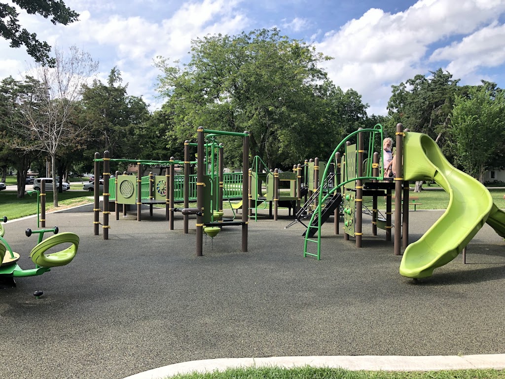 Emporia Dog Park (Peter Pan Park)