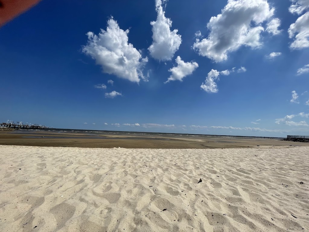Bay St. Louis Beach