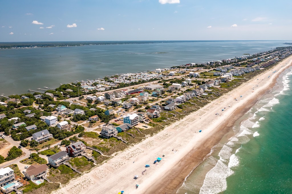 Emerald Isle Beach (Off-Season)
