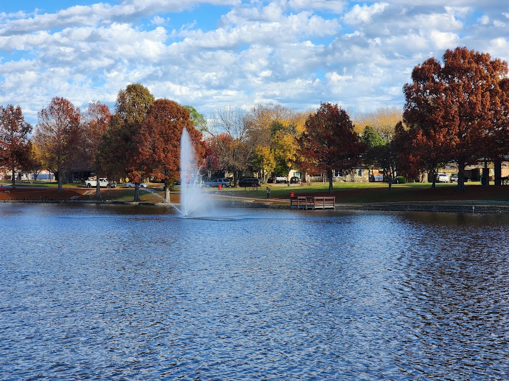 Paws Park at City Lake