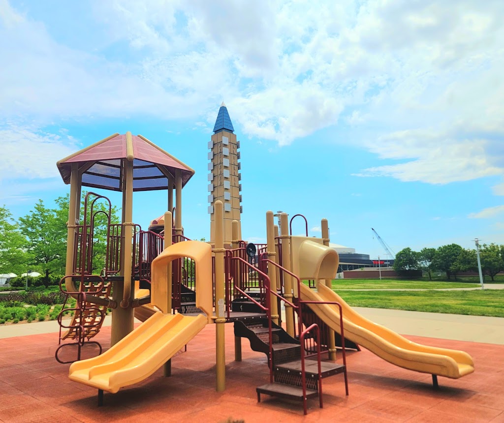 Stinson Park (Aksarben Village)