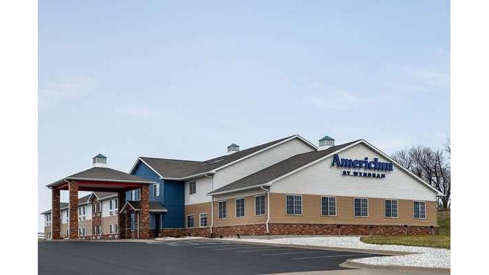 Holiday Inn Amana Colonies