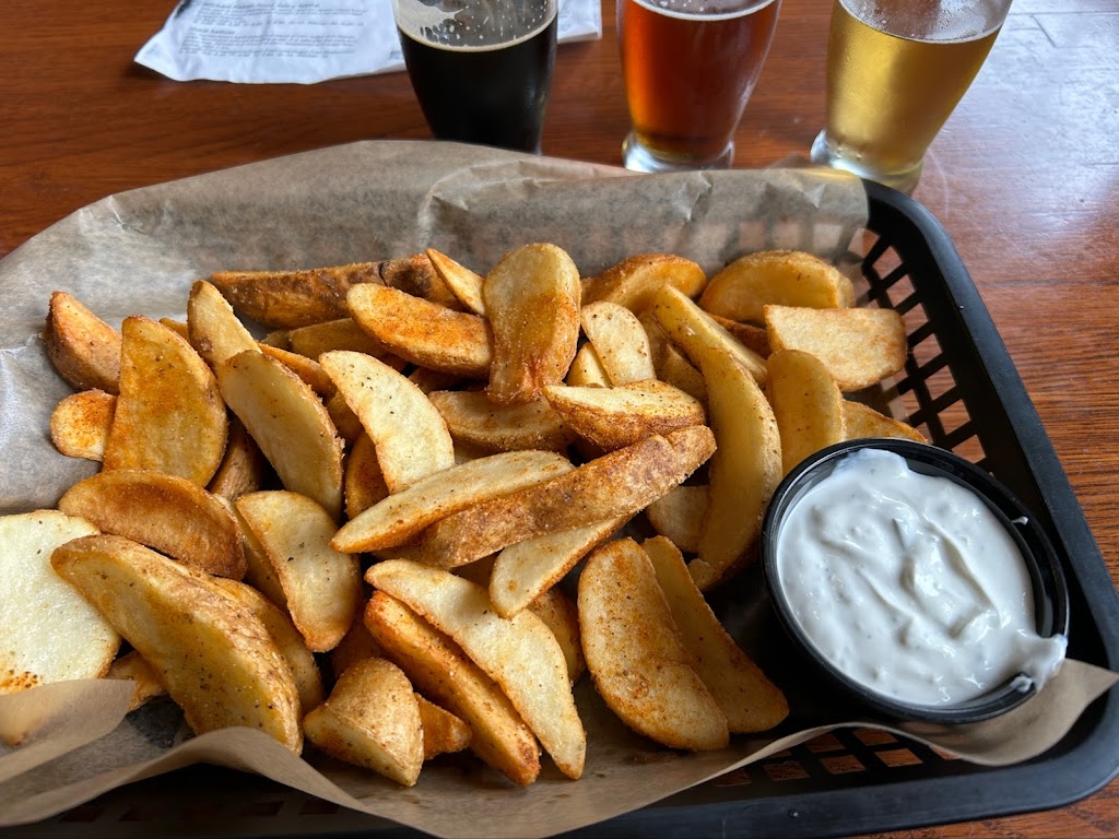 Mad Anthony Brewing Company (Patio)