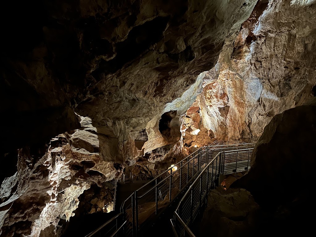 Jewel Cave National Monument (Paved Areas)