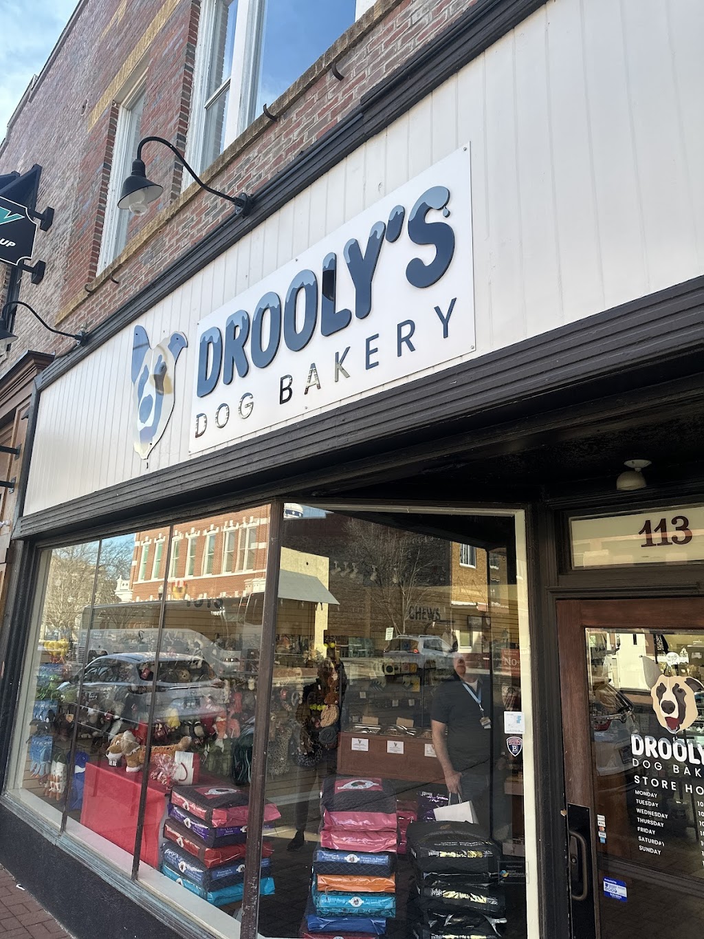 Three Dog Bakery, Rogers