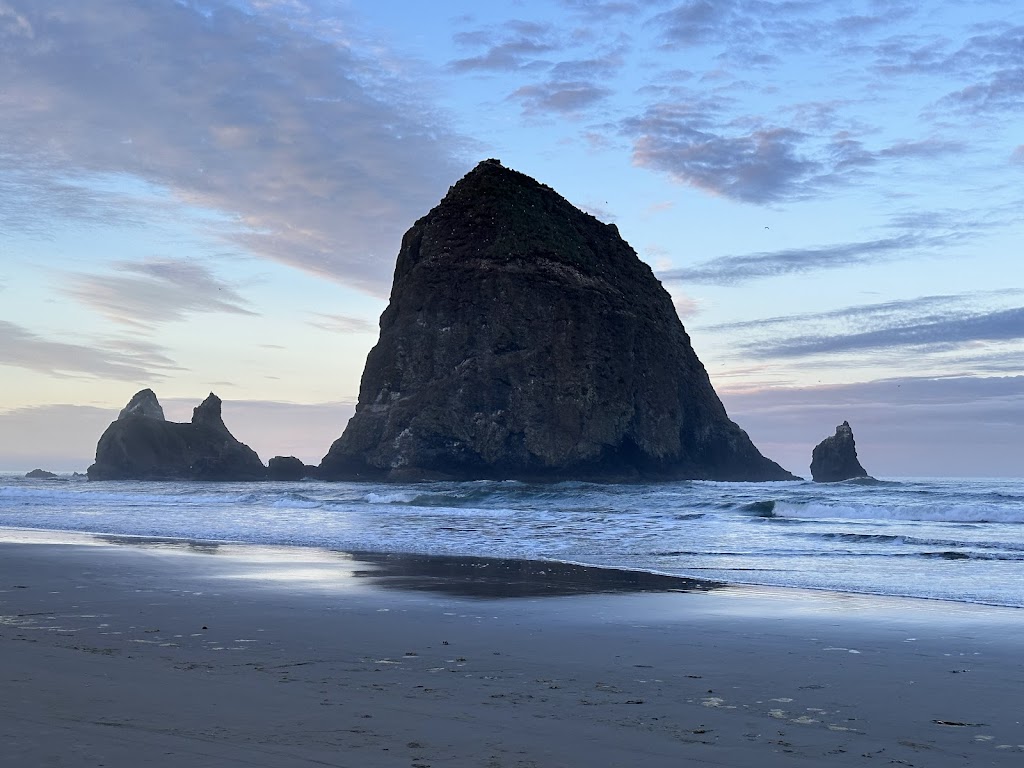 Haystack Rock Beach