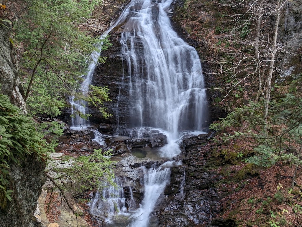Moss Glen Falls (Stowe)