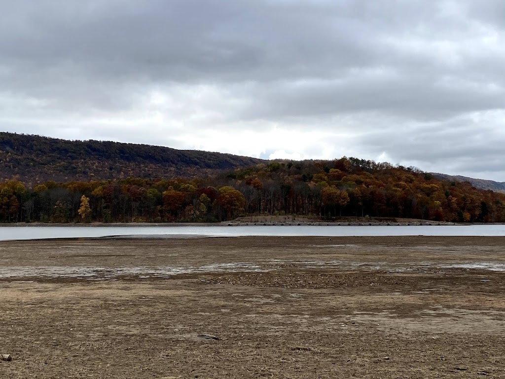 Canoe Creek State Park